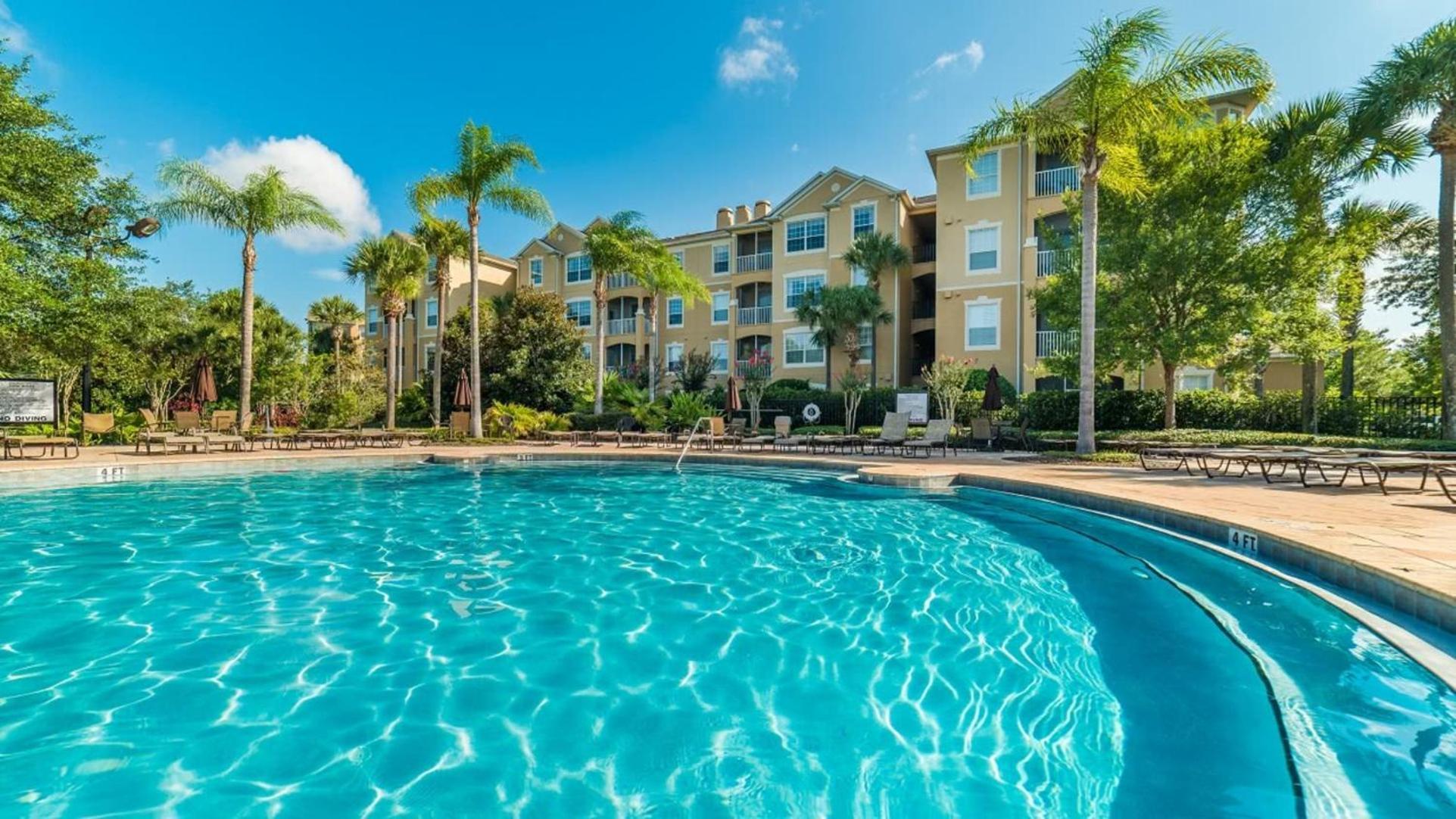 Experience Luxury At 6418 Windsor Hills Pousada